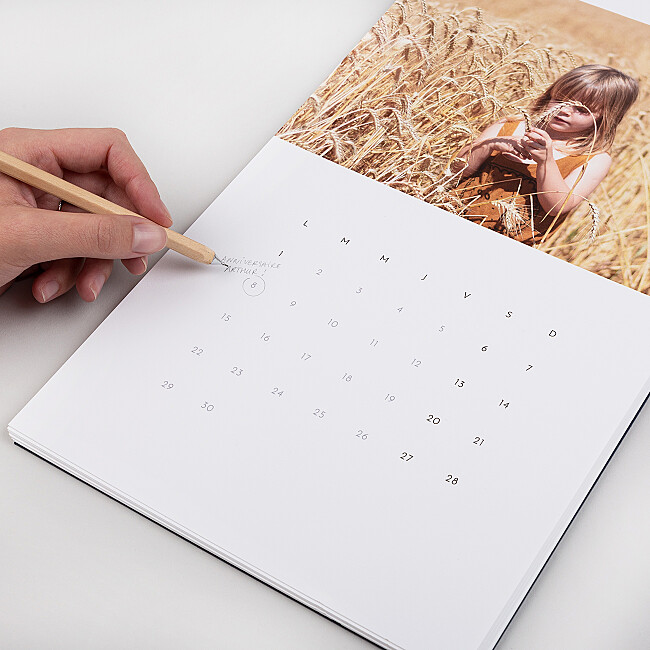 Détails grille calendrier personnalisé Détails grille calendrier personnalisé