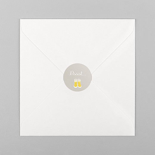 Stickers Naissance Balade jaune - Vue 1 Stickers Naissance Balade jaune - Vue 1